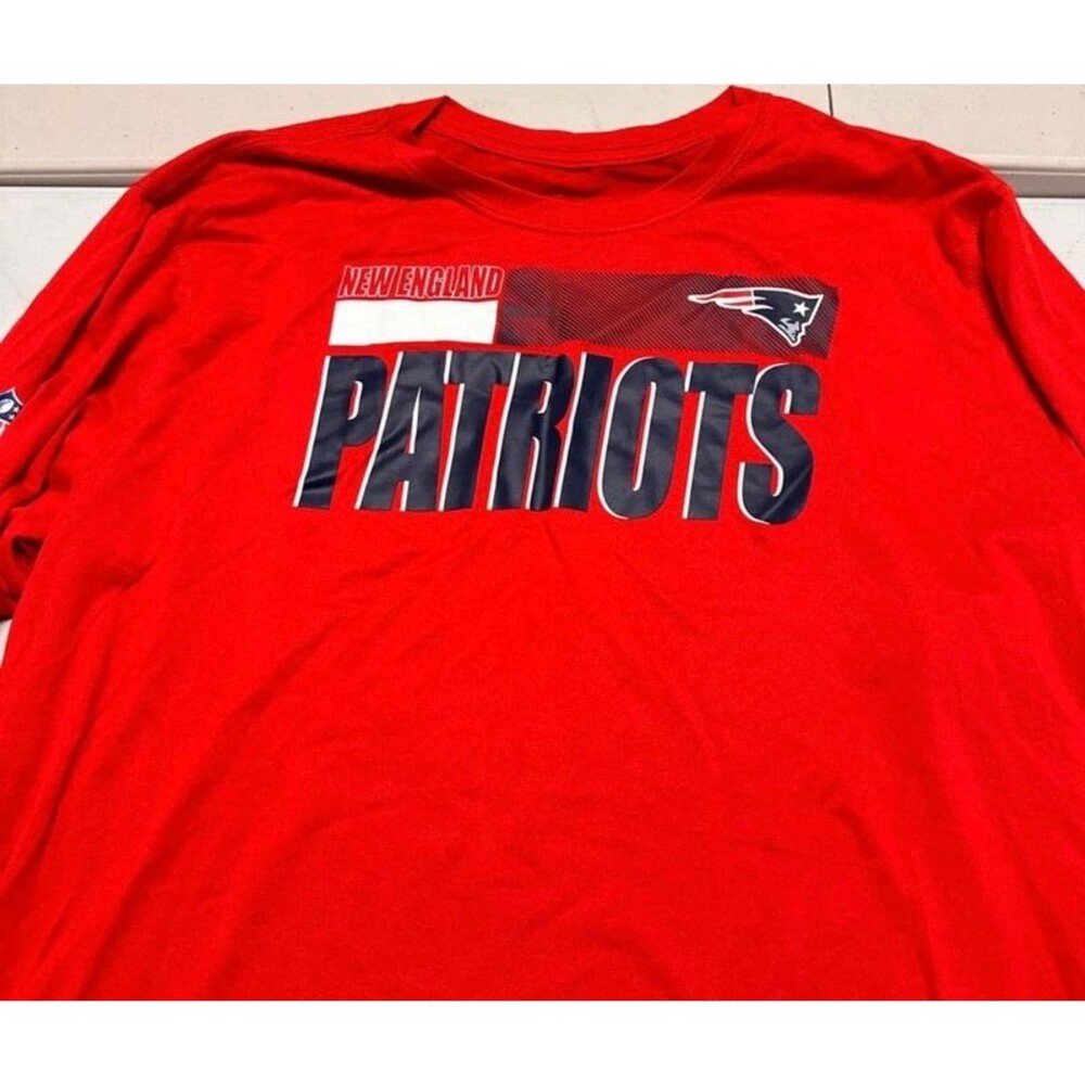 New England Patriots Long Sleeve NWT